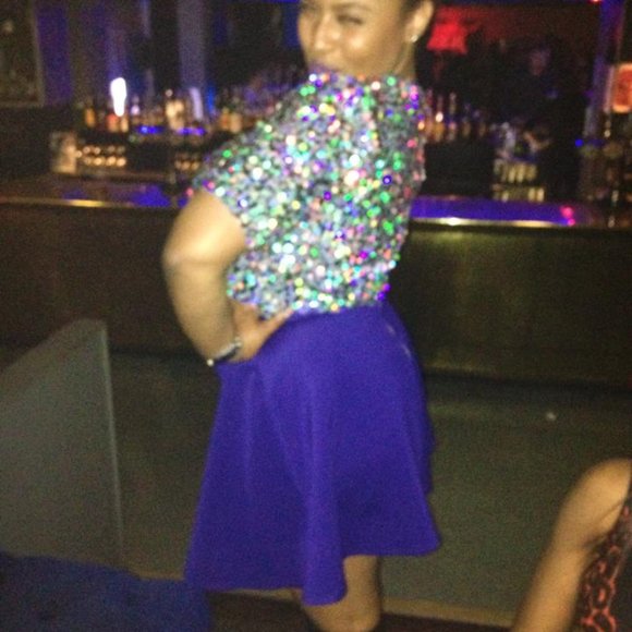 Multicoloured Sequined Tee - Crop - Picture 2 of 3